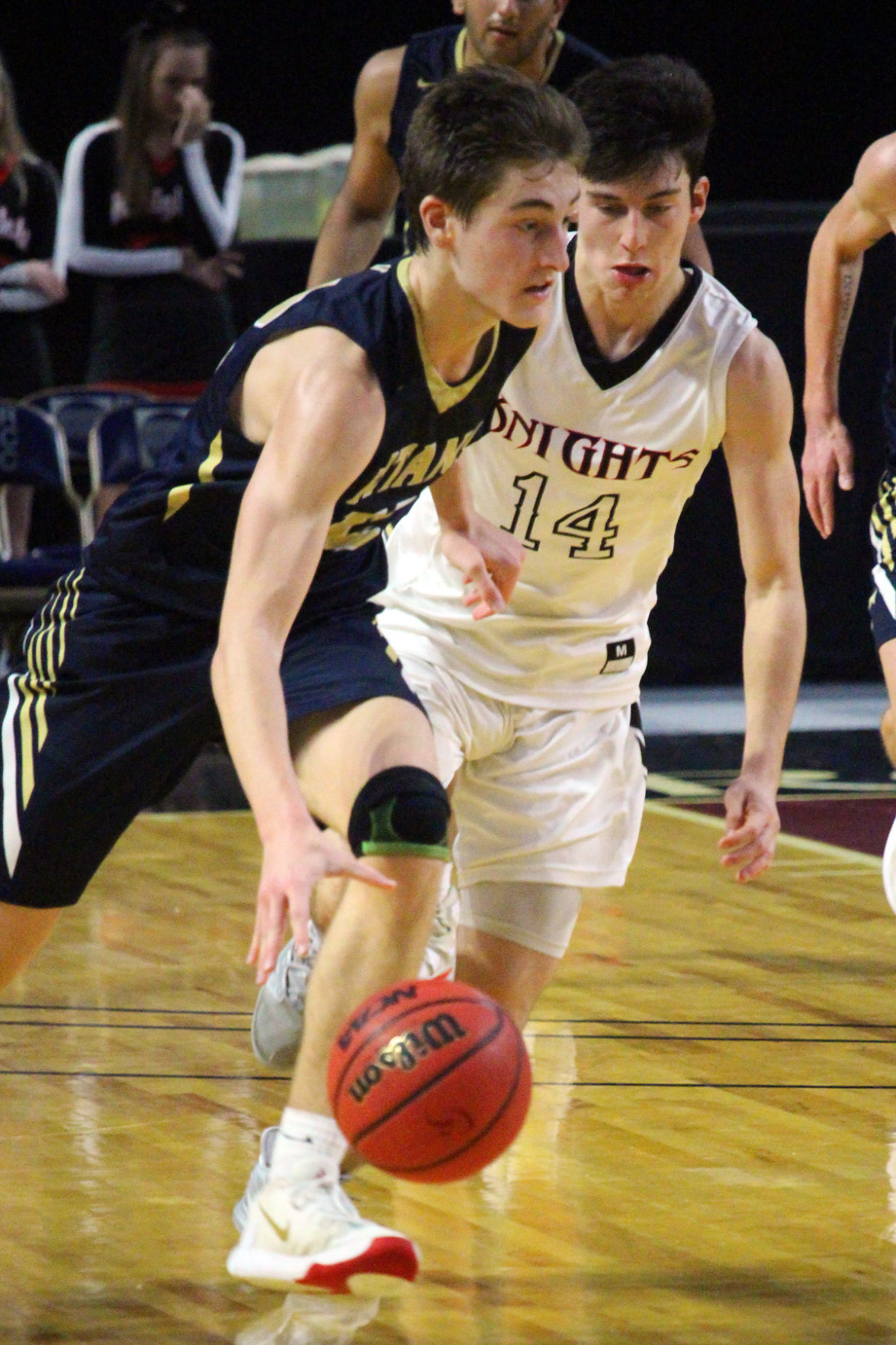 HV12 Drew Stegall guarded by CS14 Reed Pendleton.jpg